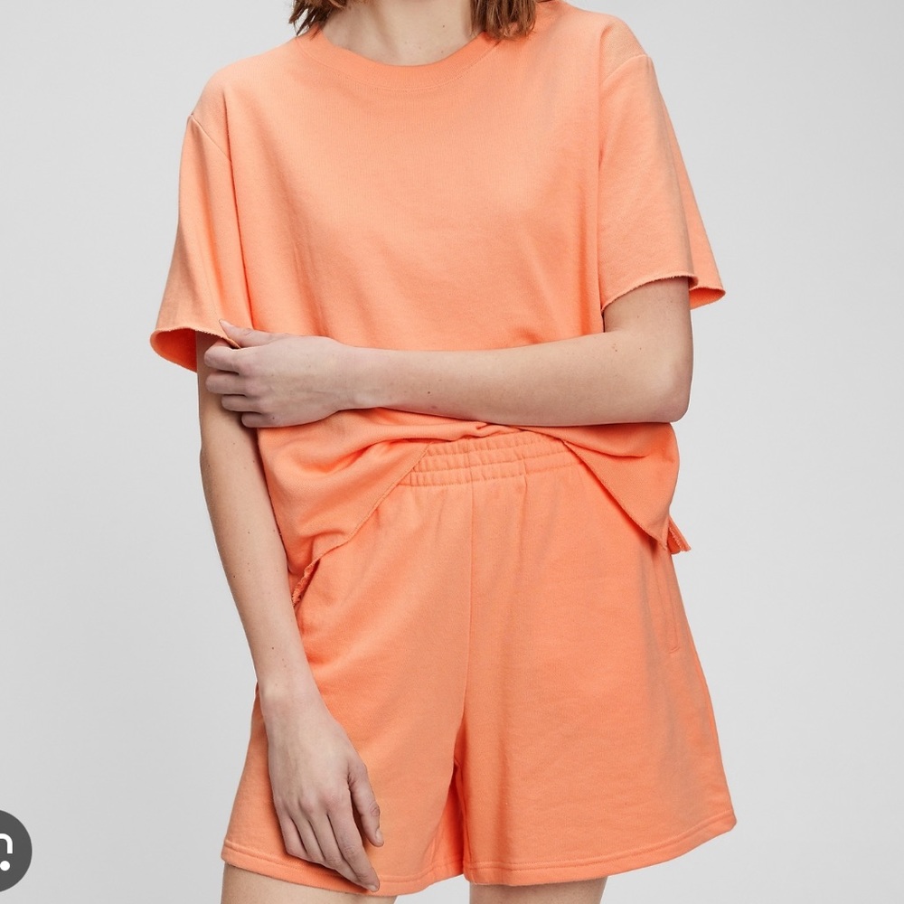 GAP New with tags Lounge Set Peach orange shorts shirt